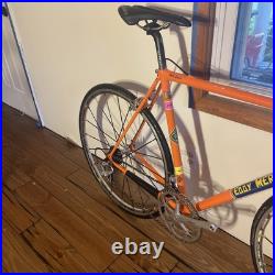 54cm Eddy Merckx MX Leader with 10spd Campagnolo Chorus/Record components 54cm Eddy Merckx MX Leader with 10spd Campagnolo Chorus/Record components