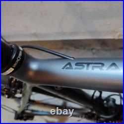 BASSO Astra Carbon w. Campy 12 speed Record Components Ultra Shamal wheels USED BASSO Astra Carbon w. Campy 12 speed Record Components Ultra Shamal wheels USED