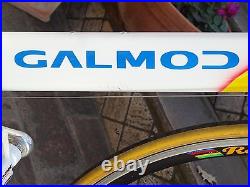 Galmod Guitre unique monocoque carbon frameset NJC aero Campagnolo Record Bici