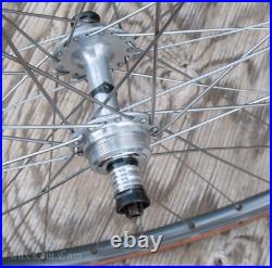 Vintage Campagnolo Nuovo Super Record Hubs 700c Road Bike WHEELS Mavic G40 Rims Vintage Campagnolo Nuovo Super Record Hubs 700c Road Bike WHEELS Mavic G40 Rims